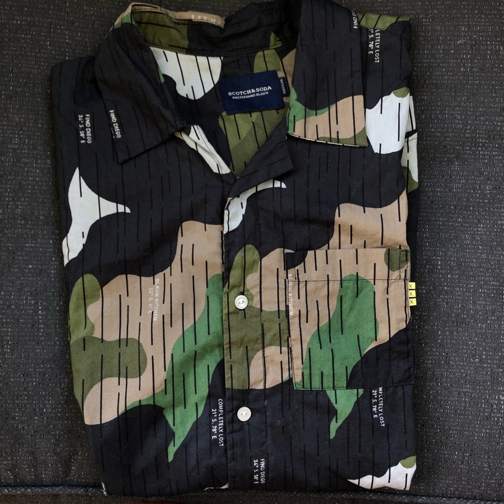 Scotch and soda camo button down